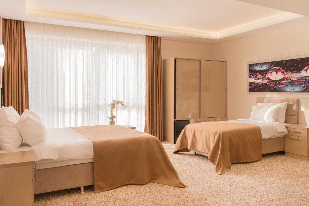 Goldhan Hotel Текидраг Екстериор снимка