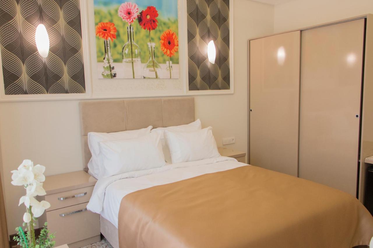 Goldhan Hotel Текидраг Екстериор снимка