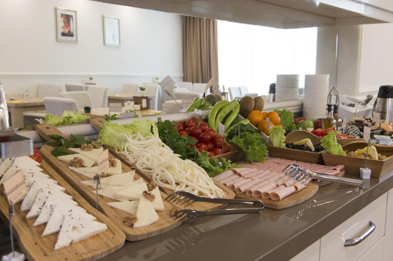Goldhan Hotel Текидраг Екстериор снимка