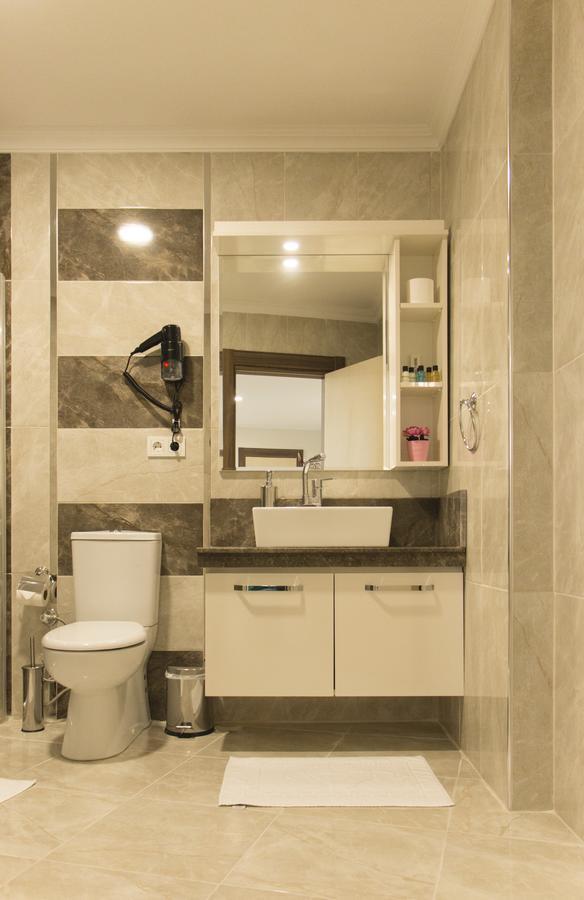 Goldhan Hotel Текидраг Екстериор снимка